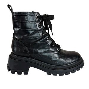 Schutz Black Croc-Embossed Leather Chunky Lug Sole Combat Platform Boots 7.5